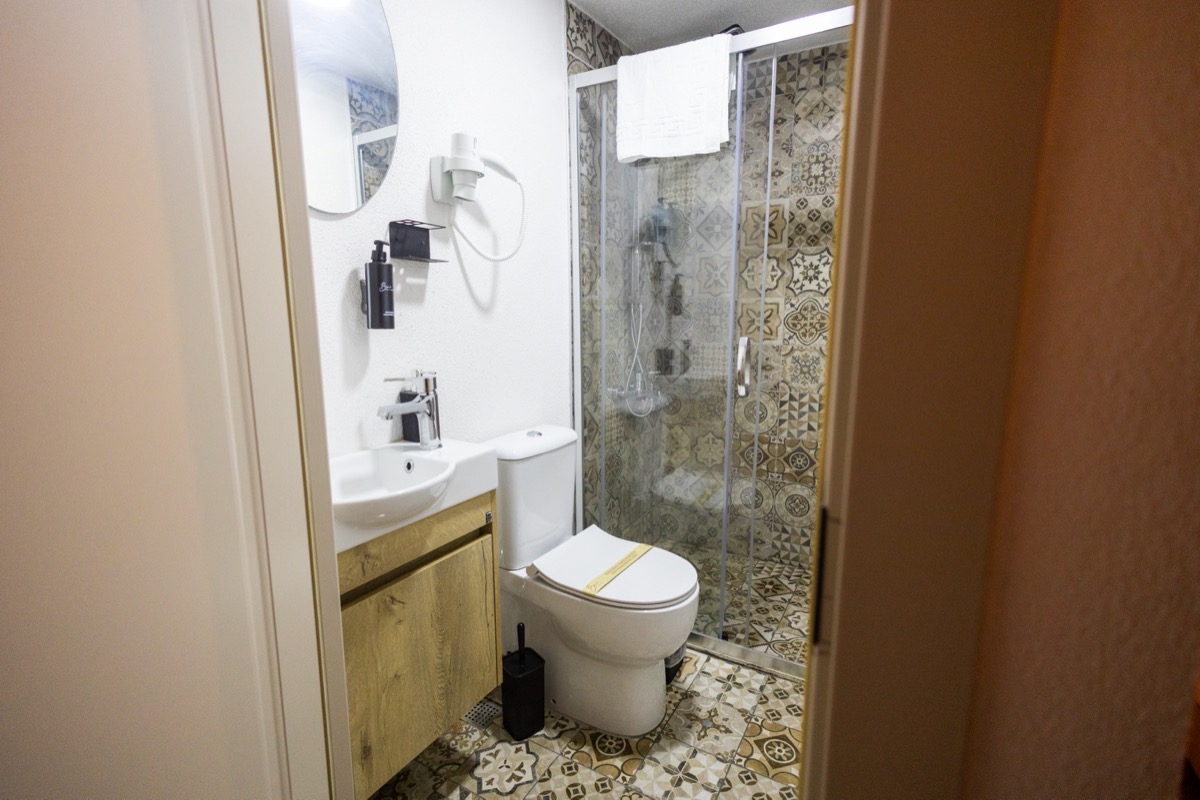Single Room 4
